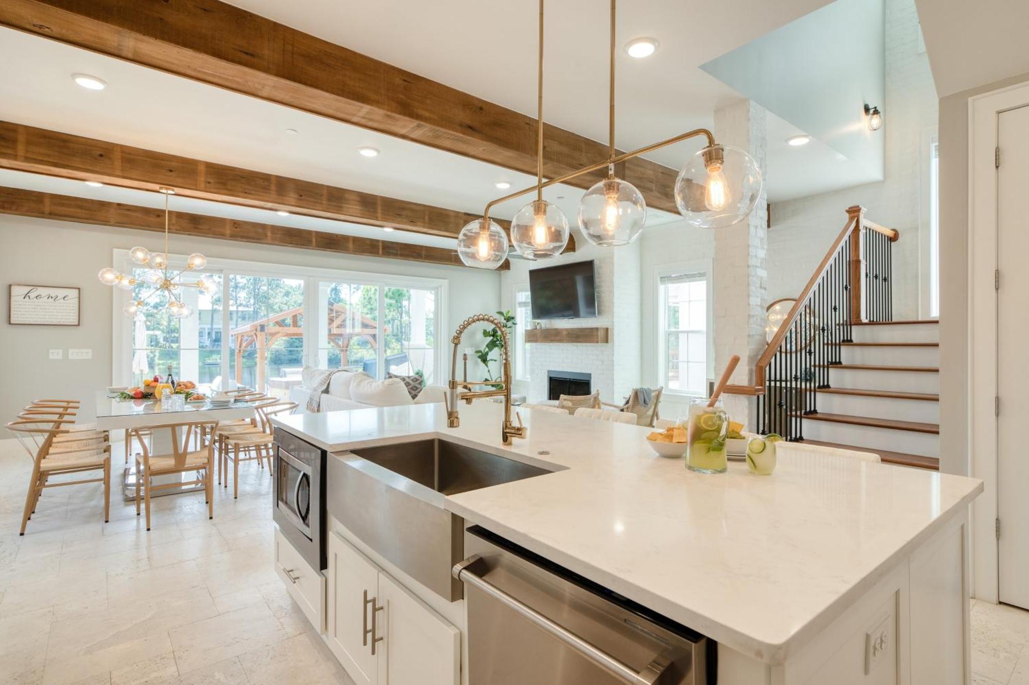 Edgewater By Avantstay Gorgeous Character Lakefront Home W Private Dock Дестин Экстерьер фото