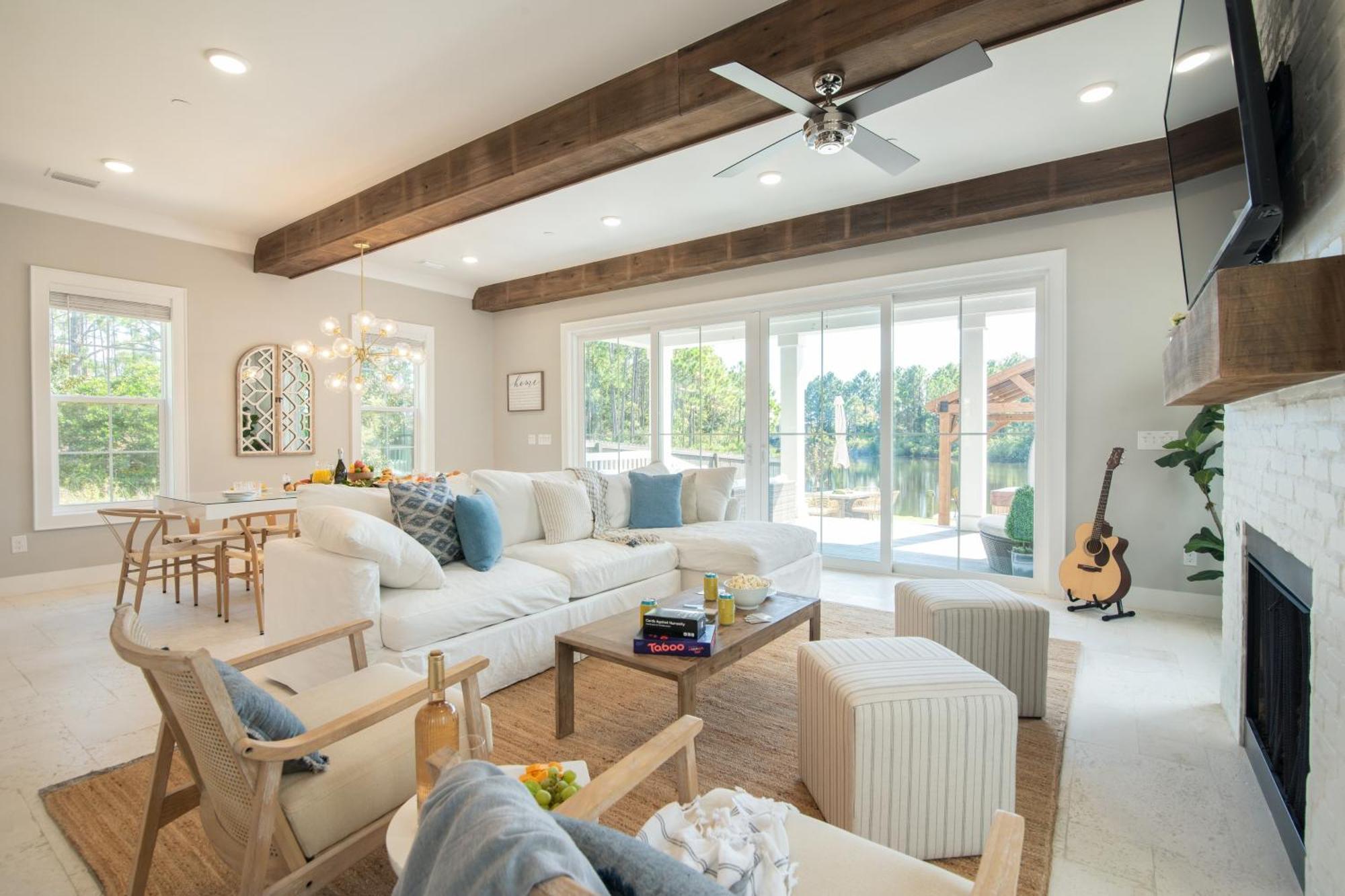 Edgewater By Avantstay Gorgeous Character Lakefront Home W Private Dock Дестин Экстерьер фото